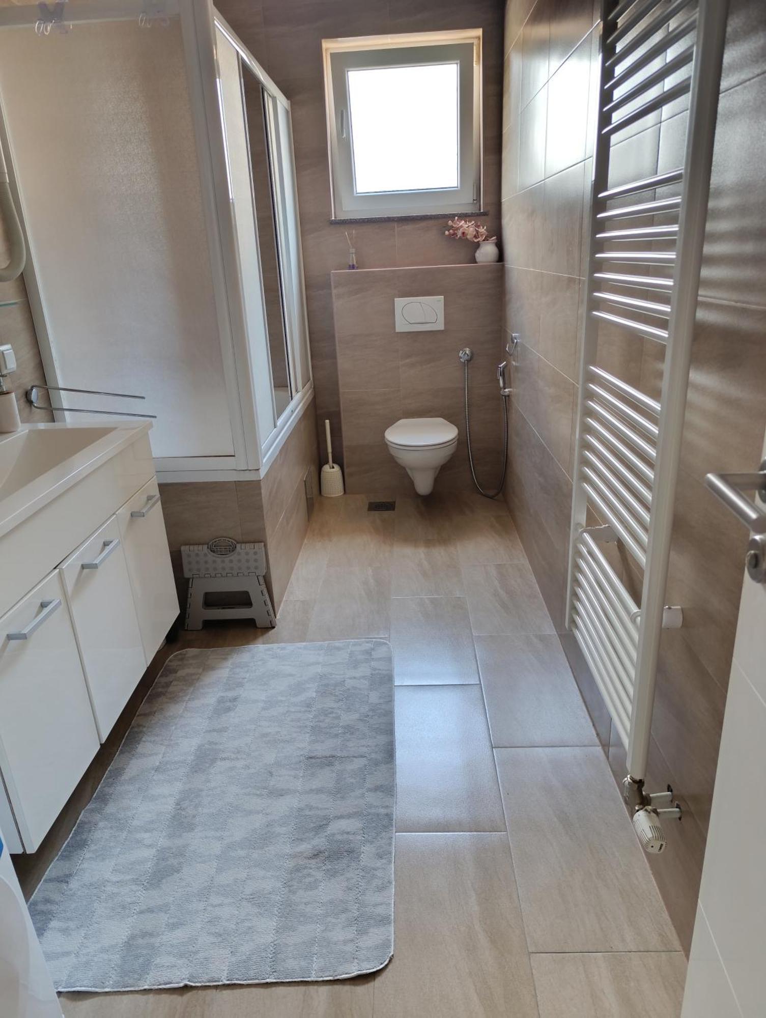 Apartment Jasmina 2 *