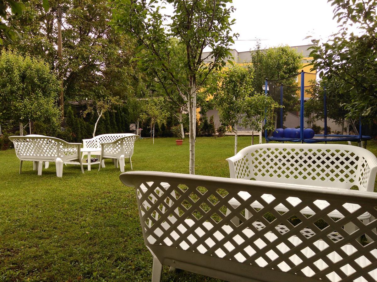 Apartment Jasmina 2 *
